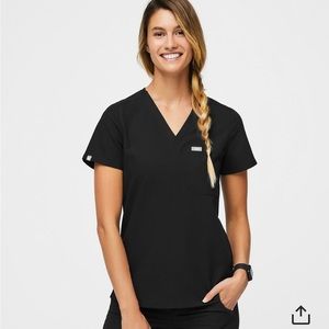 Figs•XS•black•scrub top